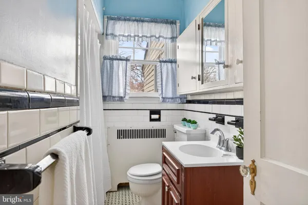 $400,000 | 226 Glenmore Avenue, Catonsville, MD 21228