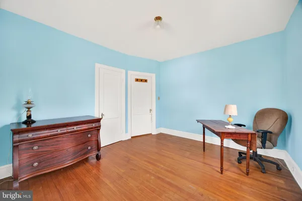 $400,000 | 226 Glenmore Avenue, Catonsville, MD 21228