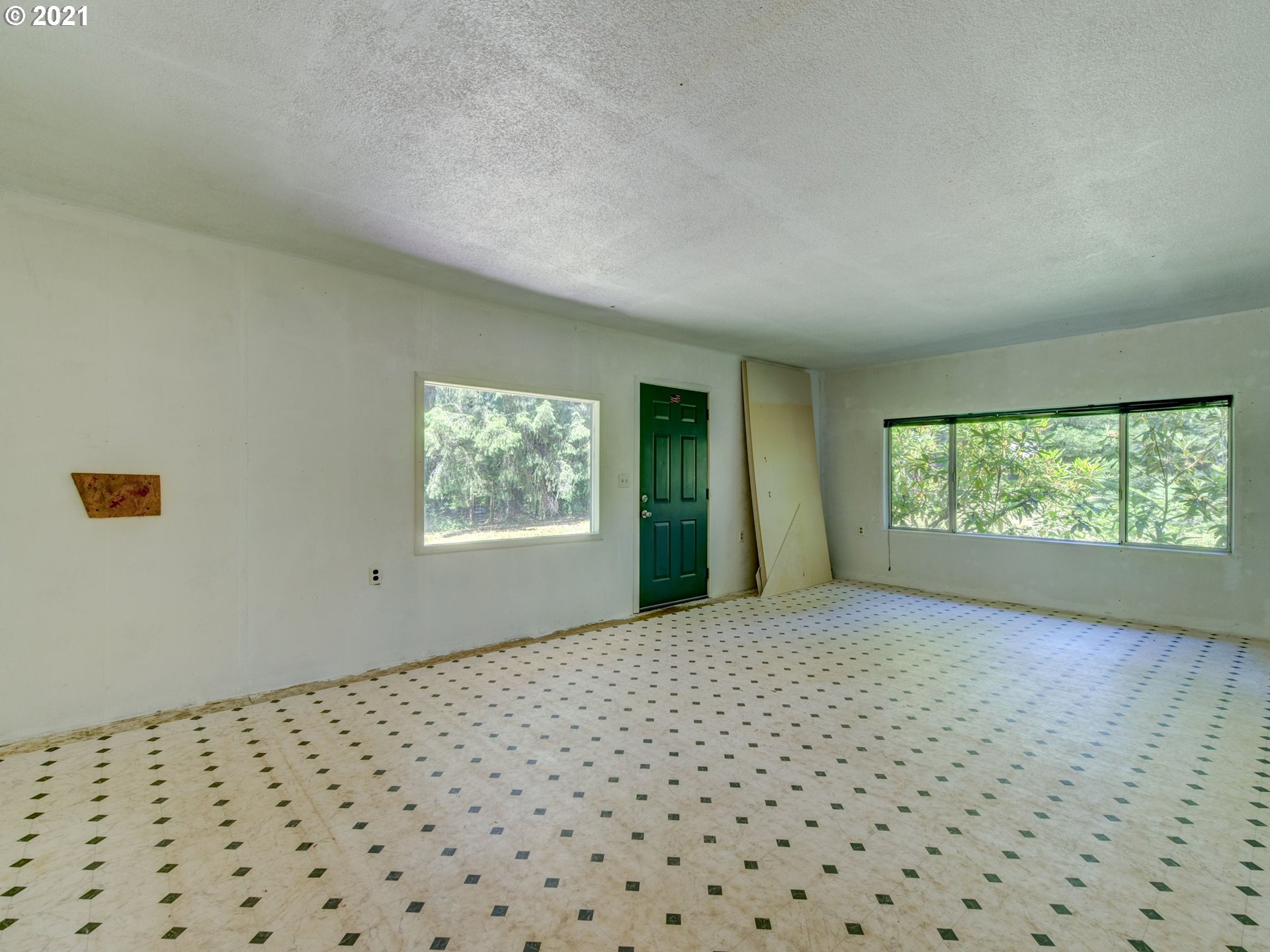 25248 Vaughn Road Veneta, OR 97487 - Photo 11 of 21 Gallery Image 11