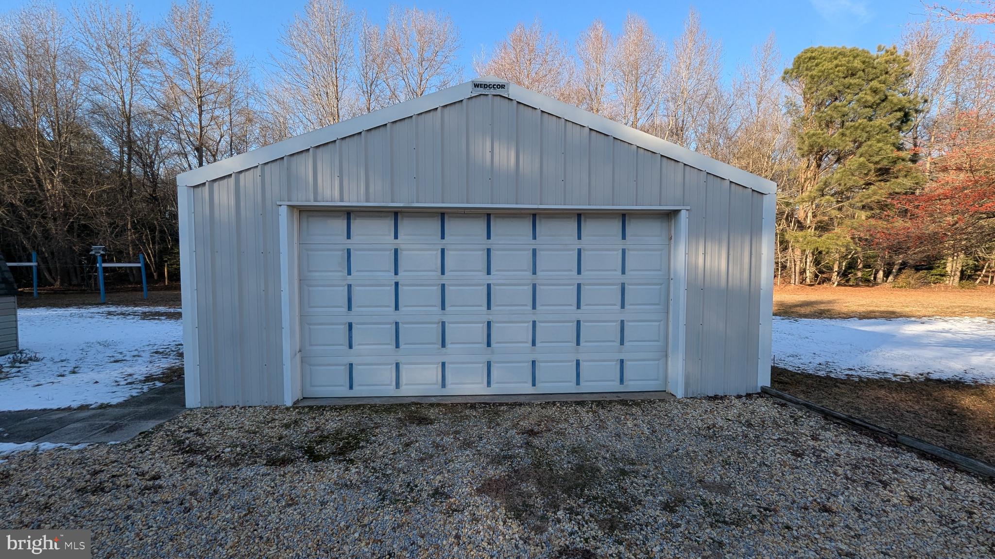 9625 Airport Road Seaford, DE 19973 - Photo 19 of 31 a backyard of a house