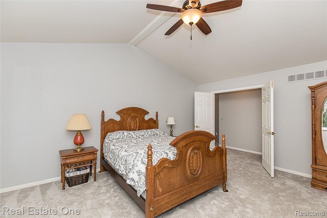 3861 Beechcrest Road Rochester, MI 48309 - Photo 19 of 29 DOUBLE DOORS FOR MASTER ENTRY. FRESH CARPET AND PAINT