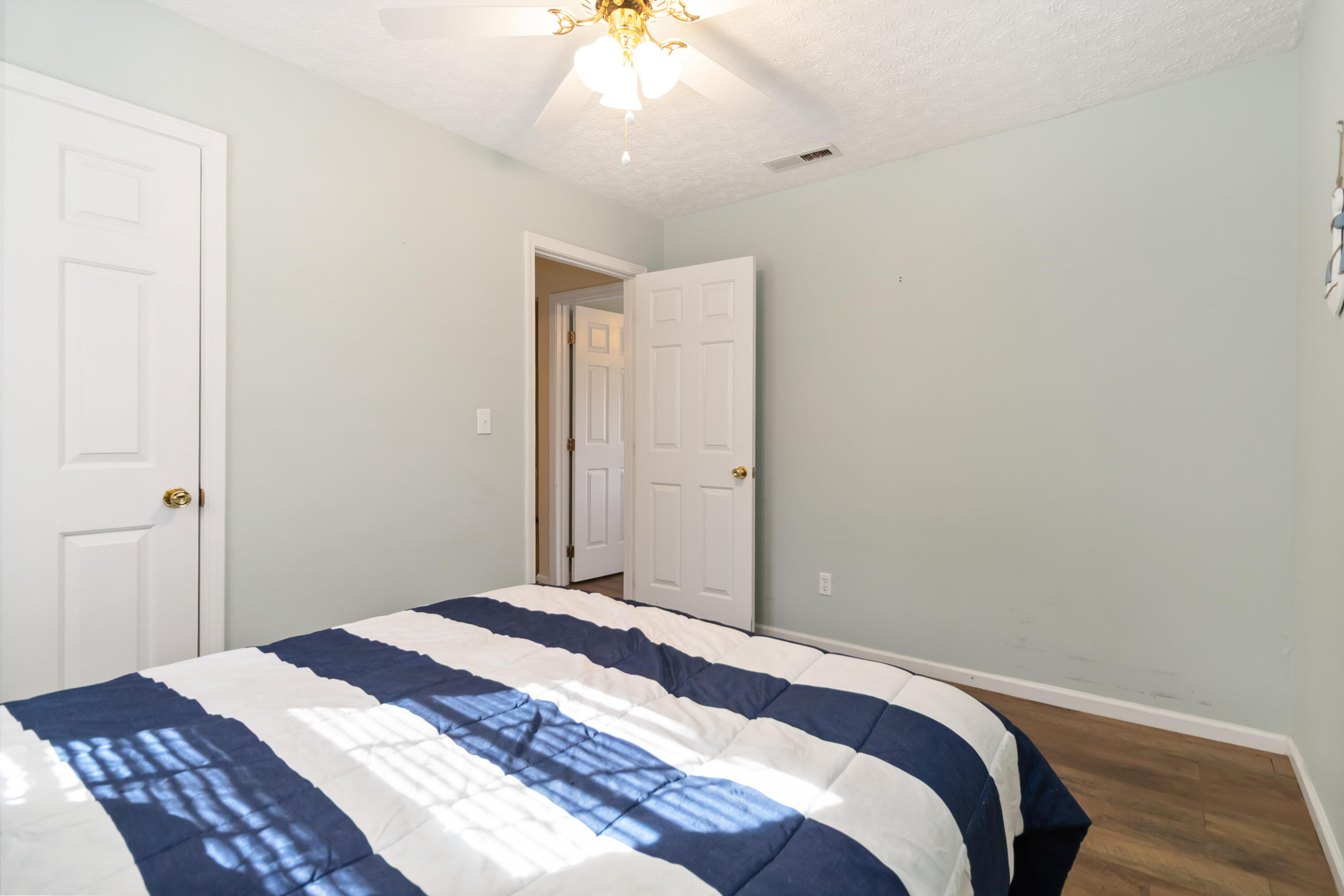 112 R R.Russell Road Russell Springs, KY 42642 - Photo 20 of 42 018