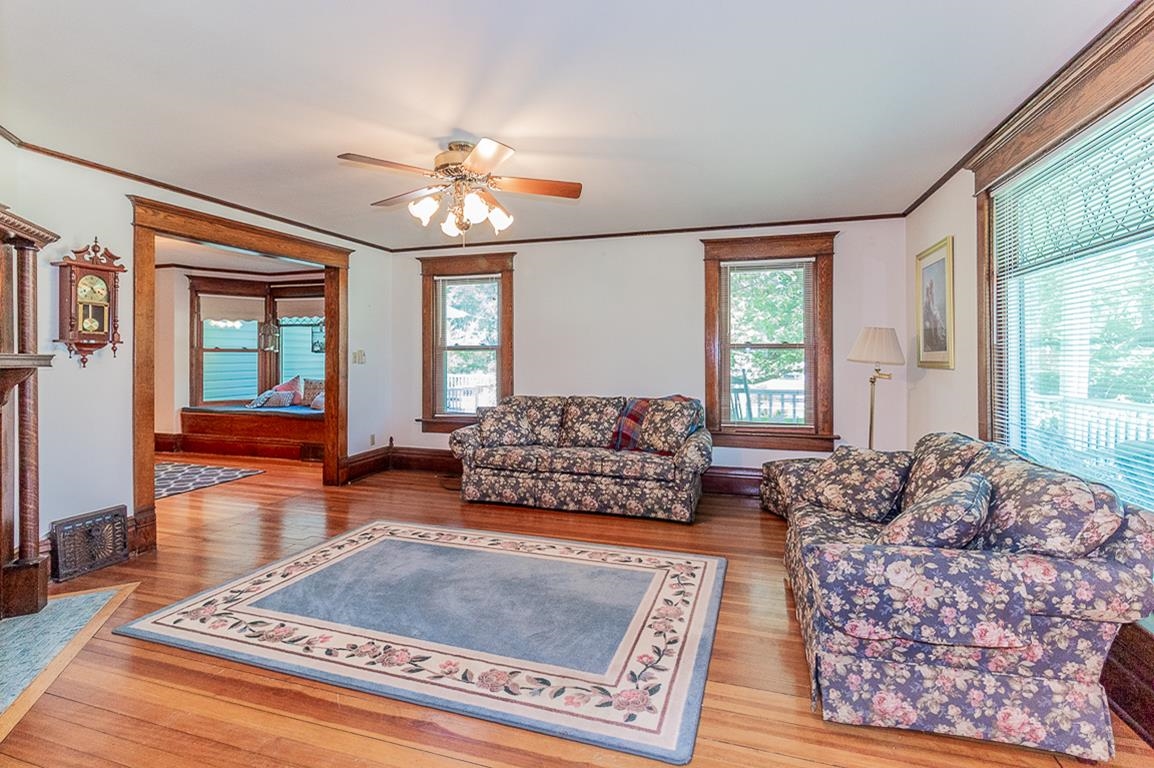 609 Union Street Manawa, WI 54949 - Photo 7 of 75