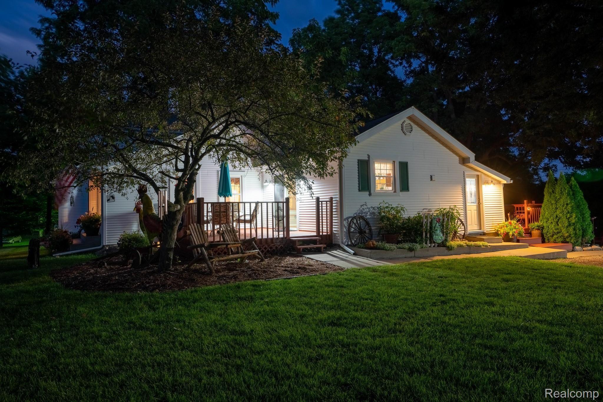 4065 Jewell Road Howell, MI 48843 - Photo 58 of 62 NICELY LIT