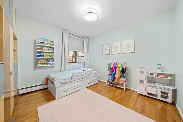 $1,295,000 | 315 West 99th Street, Unit 4B | Upper West Side