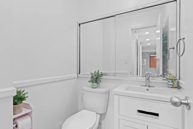 $1,295,000 | 315 West 99th Street, Unit 4B | Upper West Side