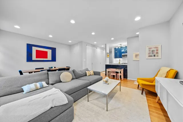 $1,295,000 | 315 West 99th Street, Unit 4B | Upper West Side