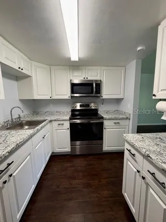 $2,000 | 429 Sheoah Boulevard, Unit 9, Winter Springs, FL 32708