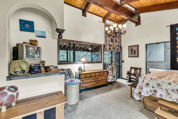 $842,000 | 29901 Eagles Nest Drive, Idyllwild, CA 92549