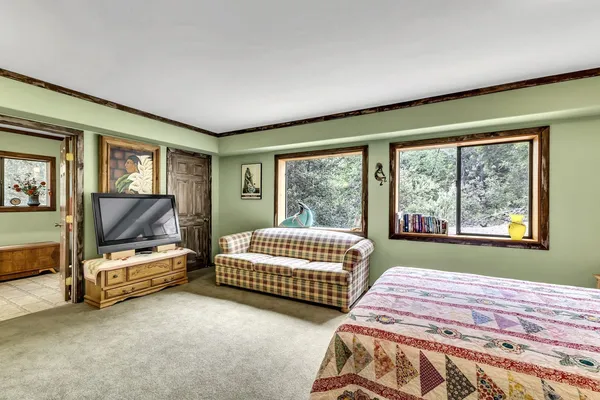 $842,000 | 29901 Eagles Nest Drive, Idyllwild, CA 92549