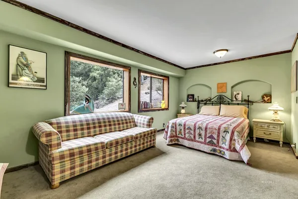 $842,000 | 29901 Eagles Nest Drive, Idyllwild, CA 92549