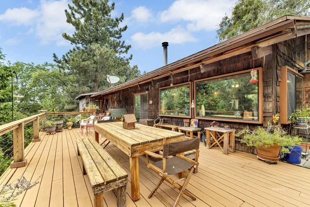 $842,000 | 29901 Eagles Nest Drive, Idyllwild, CA 92549