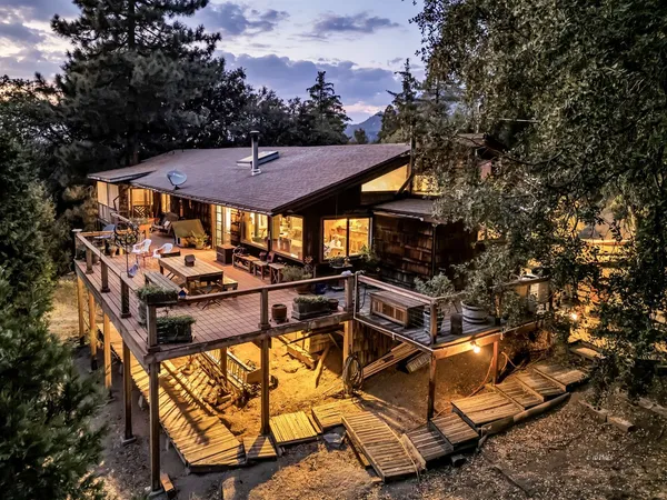 $842,000 | 29901 Eagles Nest Drive, Idyllwild, CA 92549