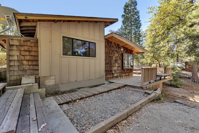 $842,000 | 29901 Eagles Nest Drive, Idyllwild, CA 92549
