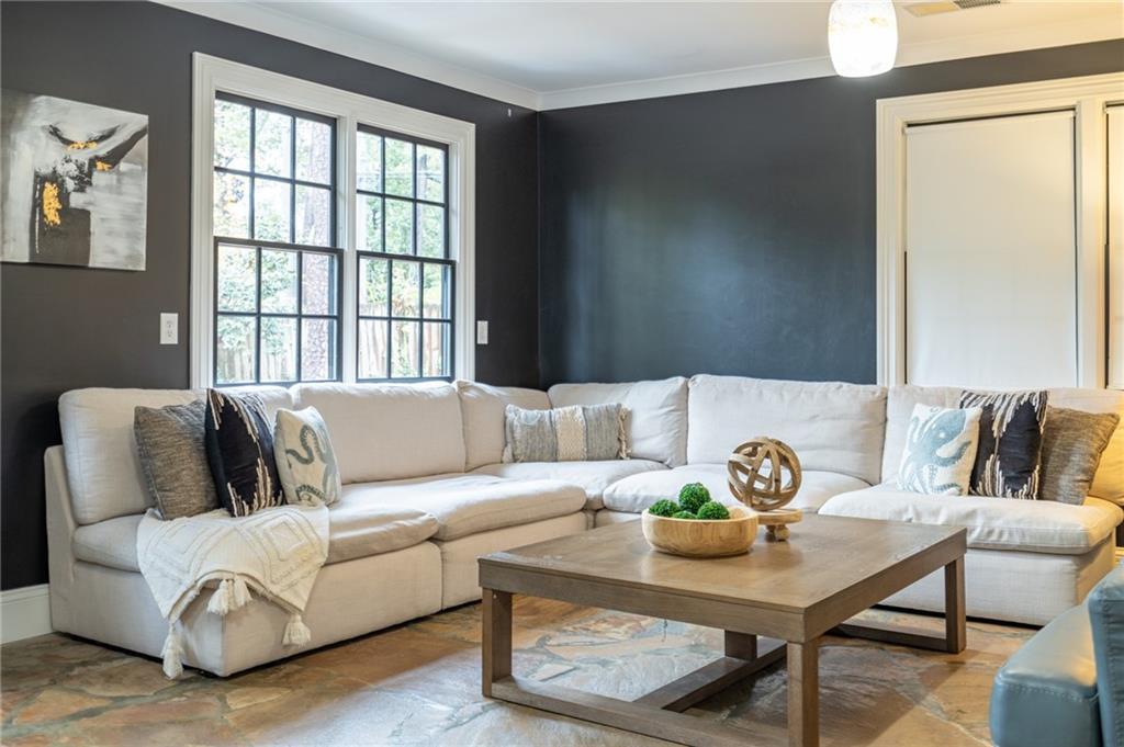 1219 Moores Mill Road Northwest Atlanta, GA 30327 - Photo 24 of 61