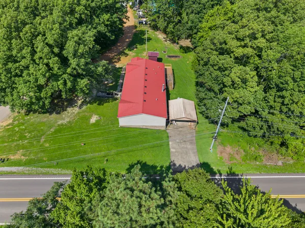 $250,000 | 344 Highway 232, Dover, TN 37058