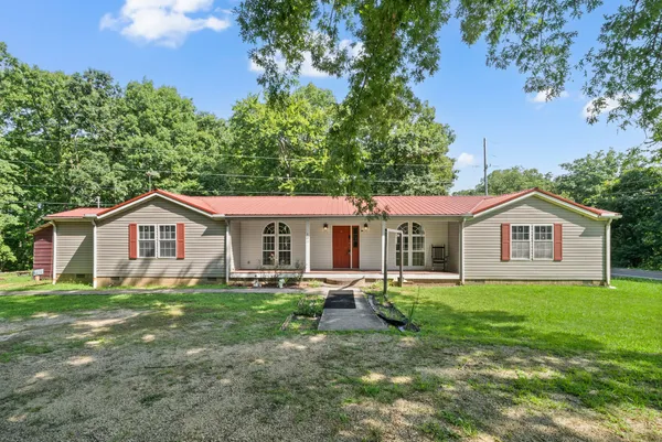 $250,000 | 344 Highway 232, Dover, TN 37058