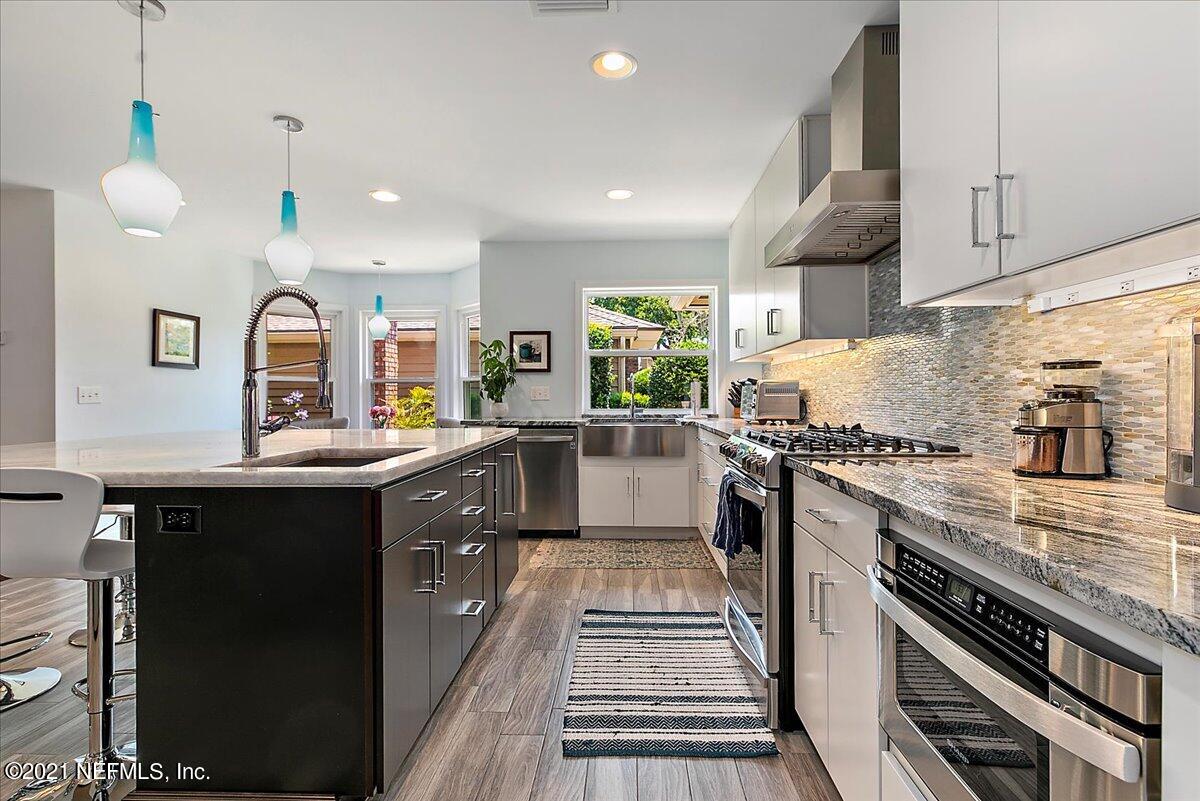 22 Walker's Ridge Drive Ponte Vedra Beach, FL 32082 - Photo 13 of 36 Incredible Kitchen