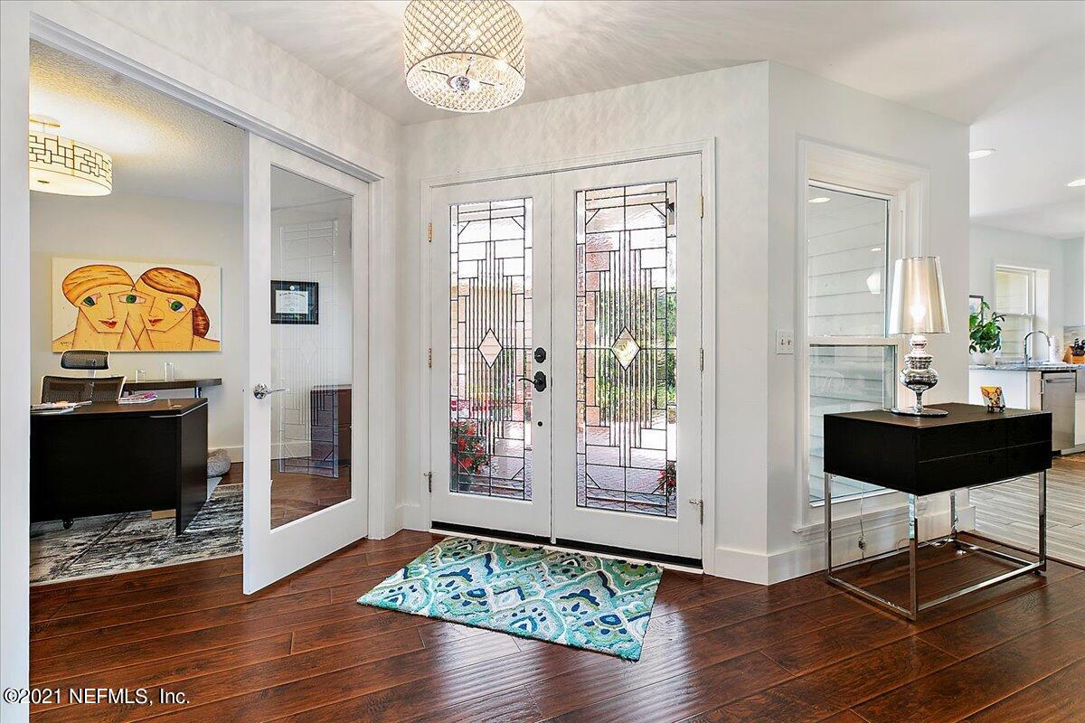 22 Walker's Ridge Drive Ponte Vedra Beach, FL 32082 - Photo 8 of 36 Come on In!