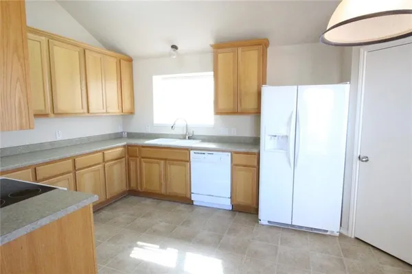 $1,895 | 107 Inman Drive, Hutto, TX 78634