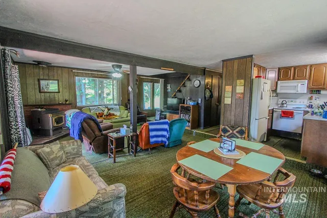 $419,000 | 4 Ogburn Lane, Cascade, ID 83611