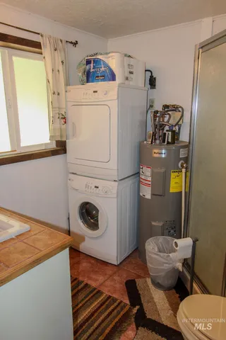 $419,000 | 4 Ogburn Lane, Cascade, ID 83611