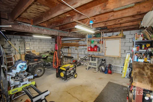 $419,000 | 4 Ogburn Lane, Cascade, ID 83611
