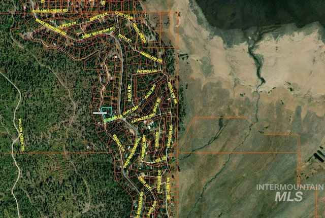 $419,000 | 4 Ogburn Lane, Cascade, ID 83611