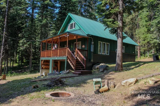 $419,000 | 4 Ogburn Lane, Cascade, ID 83611