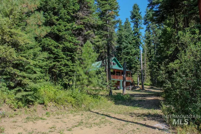 $419,000 | 4 Ogburn Lane, Cascade, ID 83611