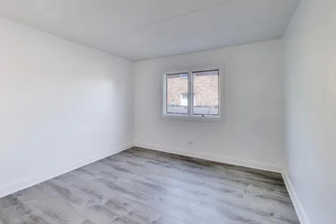 $89,000 | 669 Chappel Avenue, Unit 2B, Calumet City, IL 60409