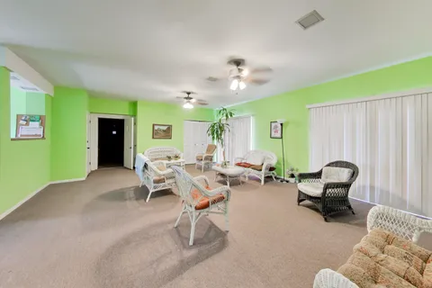 $89,000 | 669 Chappel Avenue, Unit 2B, Calumet City, IL 60409
