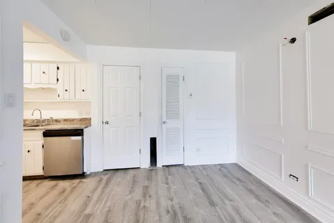 $89,000 | 669 Chappel Avenue, Unit 2B, Calumet City, IL 60409