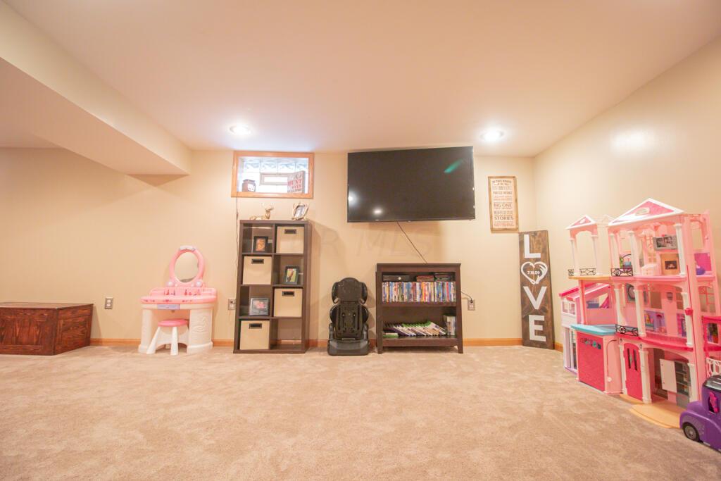 3157 Hillgate Road Columbus, OH 43207 - Photo 35 of 61 Gallery Image 35