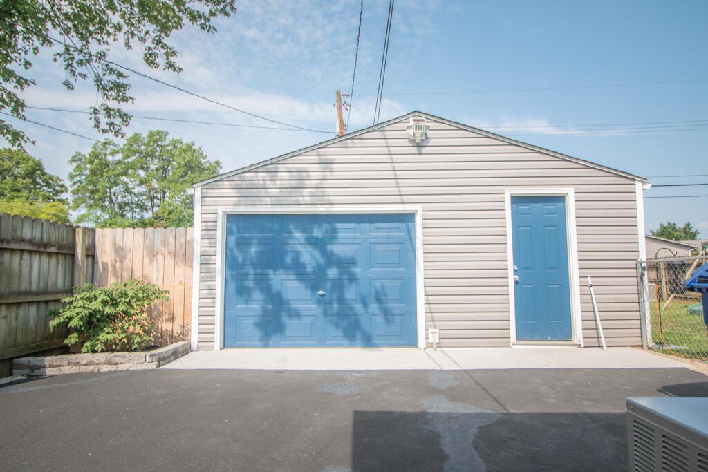3157 Hillgate Road Columbus, OH 43207 - Photo 45 of 61 Gallery Image 45
