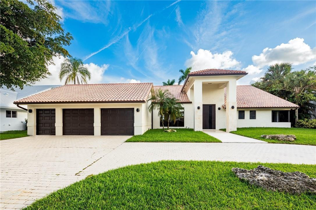 4253 Bocaire Boulevard Boca Raton, FL 33487 - Photo 12 of 71 Photo 12