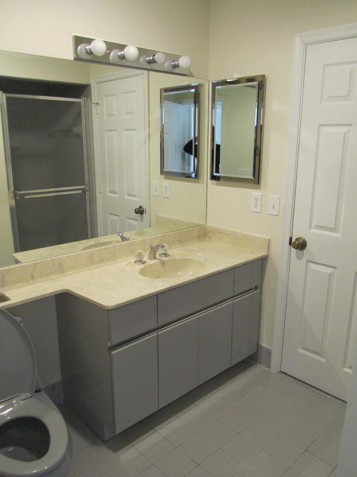 23441 Butterfly Palm Court Boca Raton, FL 33433 - Photo 20 of 31 2nd bath downstairs