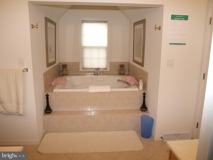 1138 Suffolk Drive Lititz, PA 17543 - Photo 14 of 20 Gallery Image 14
