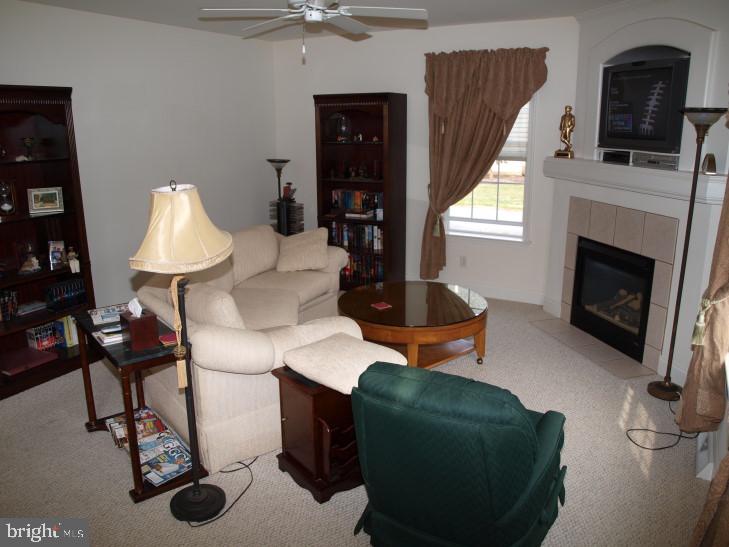1138 Suffolk Drive Lititz, PA 17543 - Photo 6 of 20 Gallery Image 6