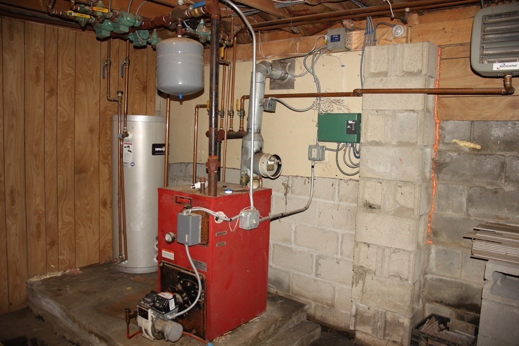 250 S Road Heath, MA 01346 - Photo 24 of 28 a bathroom with a shower
