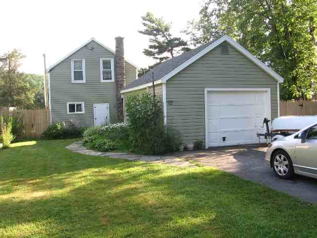 32 Bluff Road Rexford, NY 12148 - Photo 2 of 12 Photo 2