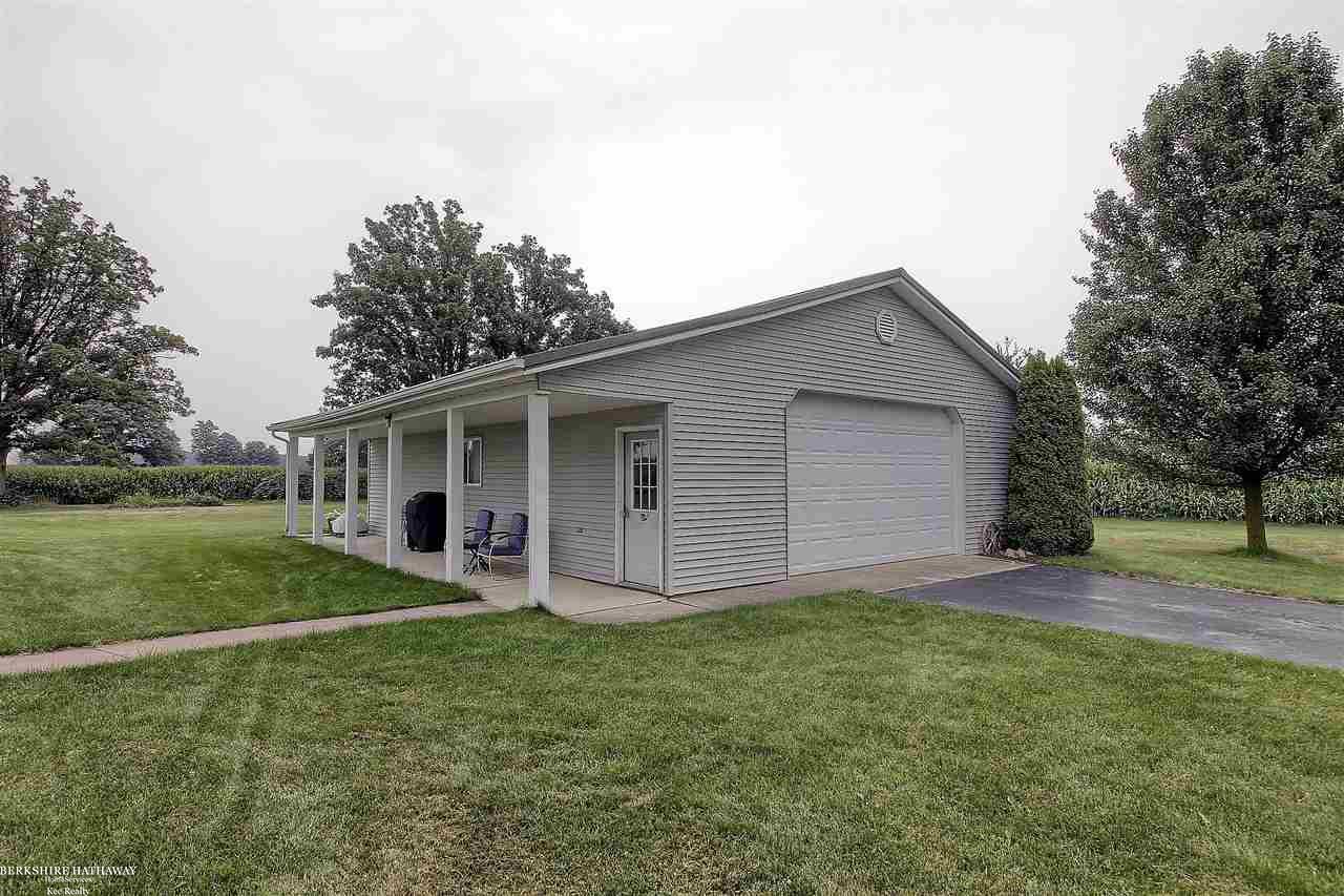 1660 Cochrane Road Allenton, MI 48002 - Photo 24 of 30 Pole Barn
