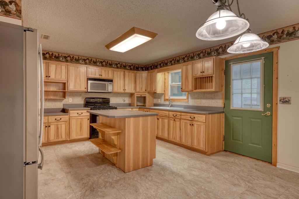 3984 Hickory Nut Road Hiawassee, GA 30546 - Photo 16 of 43 Gallery Image 16