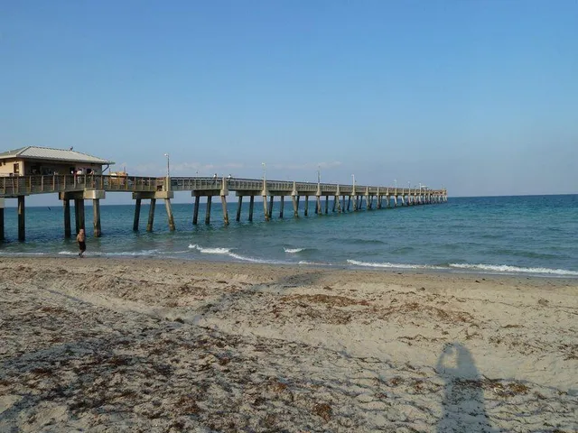 $5,500 | 4300 El Mar Drive, Lauderdale-by-the-Sea, FL 33308