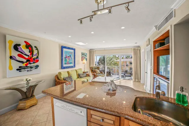 $5,500 | 4300 El Mar Drive, Lauderdale-by-the-Sea, FL 33308