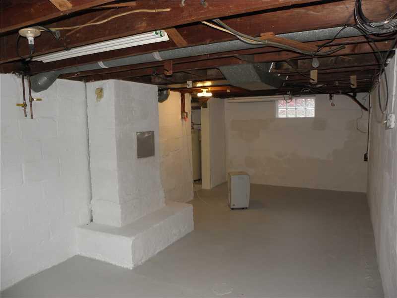 124 Weigles Hill Road Elizabeth, PA 15037 - Photo 12 of 19 Basement/Game Room. Additional 12x20 room in Basement