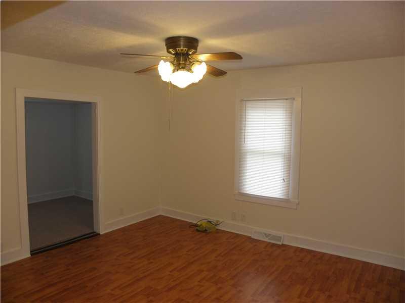 124 Weigles Hill Road Elizabeth, PA 15037 - Photo 5 of 19 Living Room. Spacious Living Room