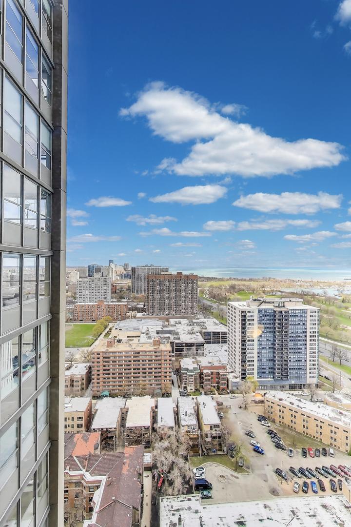 655 West Irving Park Road, Unit 3008 Chicago, IL 60613 - Photo 31 of 63 Gallery Image 31