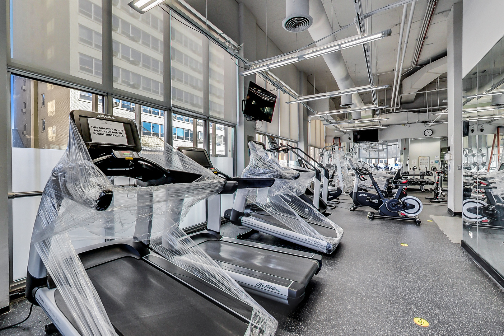 655 West Irving Park Road, Unit 3008 Chicago, IL 60613 - Photo 49 of 63 Gallery Image 49