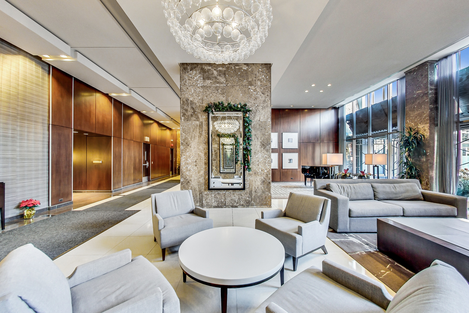 655 West Irving Park Road, Unit 3008 Chicago, IL 60613 - Photo 10 of 63 Gallery Image 10